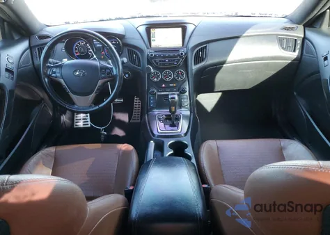 2016 Hyundai Genesis 3.8 Ultimate z USA, uszkodzony, nr VIN KMHHU6KJ2GU132871